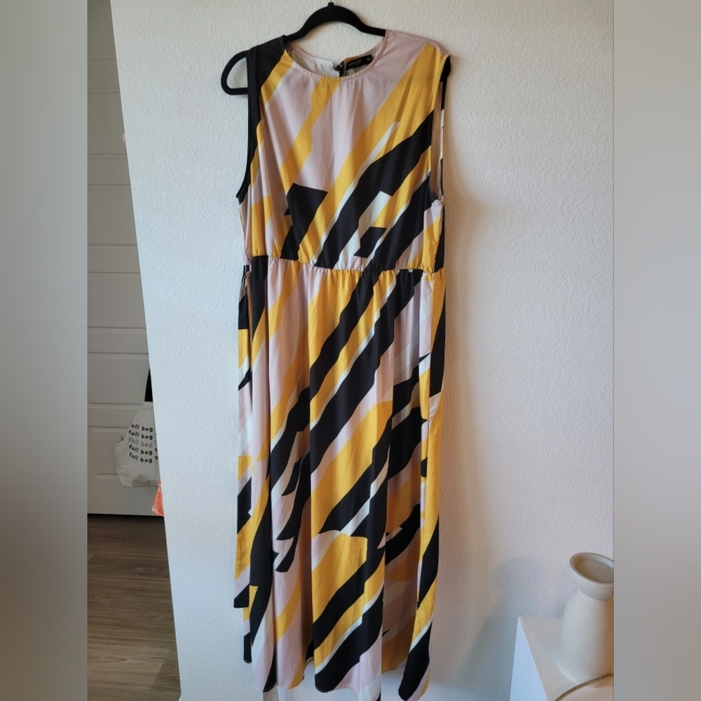SHEIN Yellow, Black & Cream Striped Sleeveless Maxi Dress - Picture 1 of 5